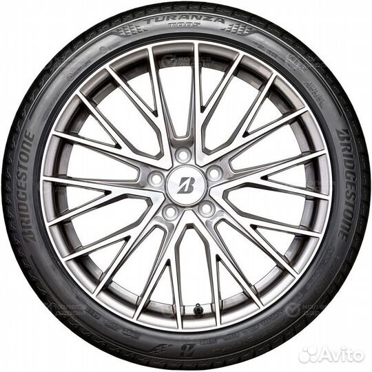 Bridgestone Turanza T005 285/35 R22 106Y