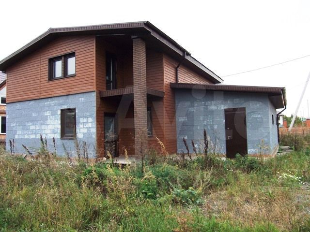 Дом 214 м² на участке 6 сот.