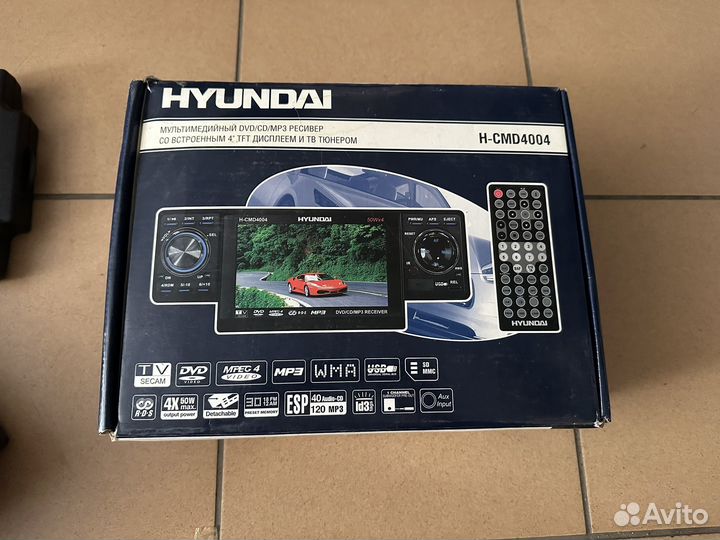 Магнитола Hyundai H-CMD4004