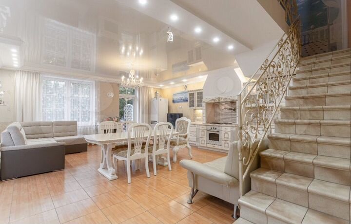 Таунхаус 228 м² на участке 3,5 сот.