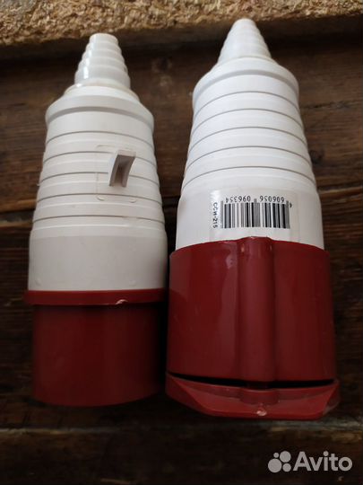 Штепсель силовой 16А