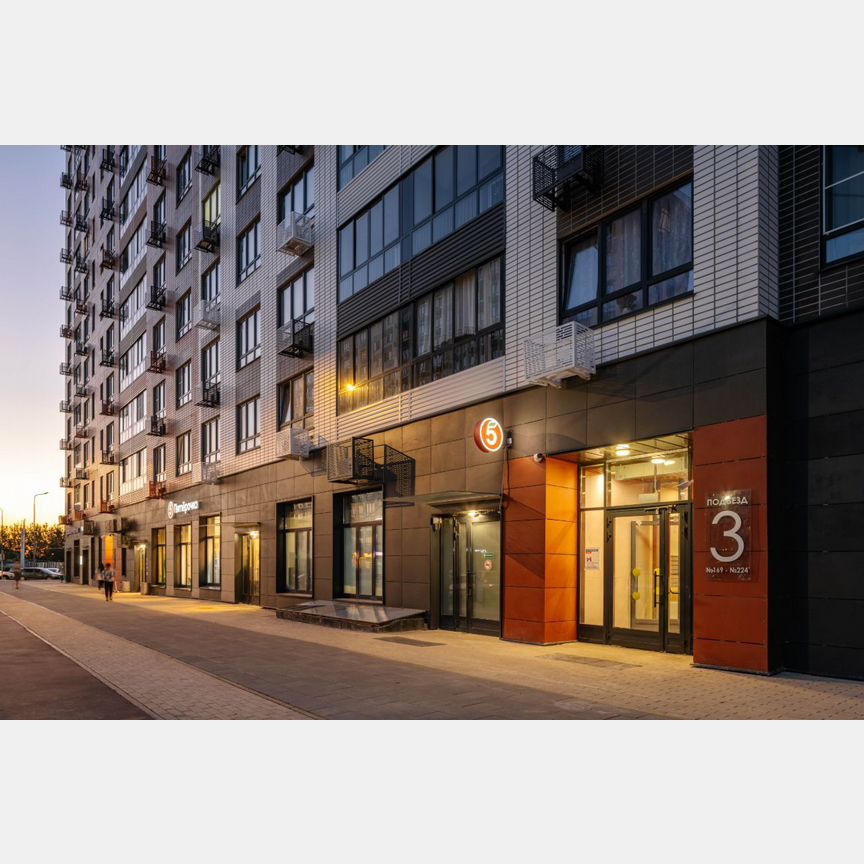 2-к. квартира, 52,8 м², 13/14 эт.