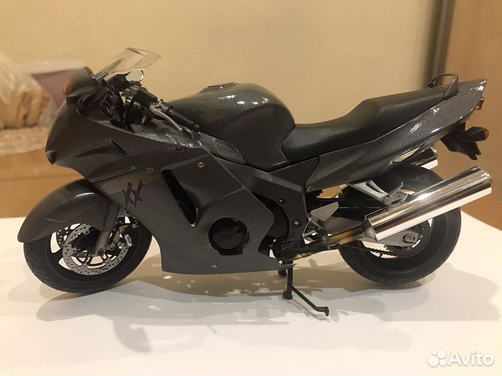 Сборная модель мотоцикла honda CBR 1100XX