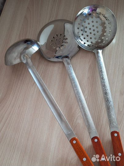 Шумовка и половник для казана