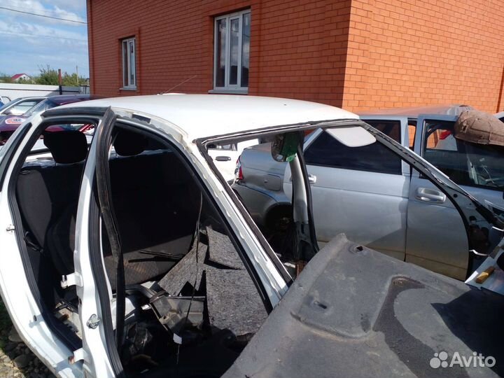 Задняя часть с крышей Датсун Он До