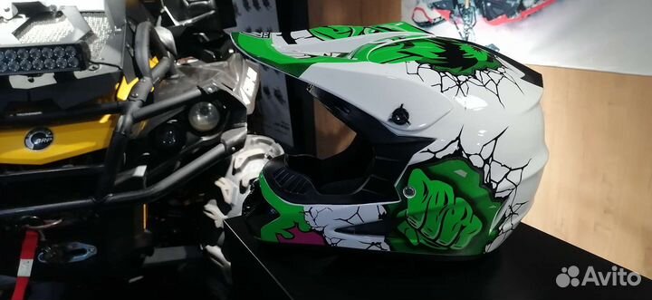 Шлем кроссовый motax глянцево-белый-зеленый (G8)