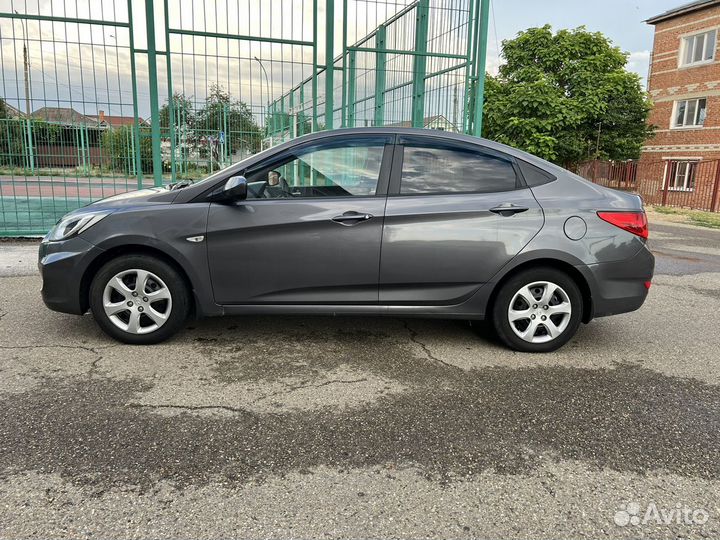 Hyundai Solaris 1.4 AT, 2013, 188 000 км