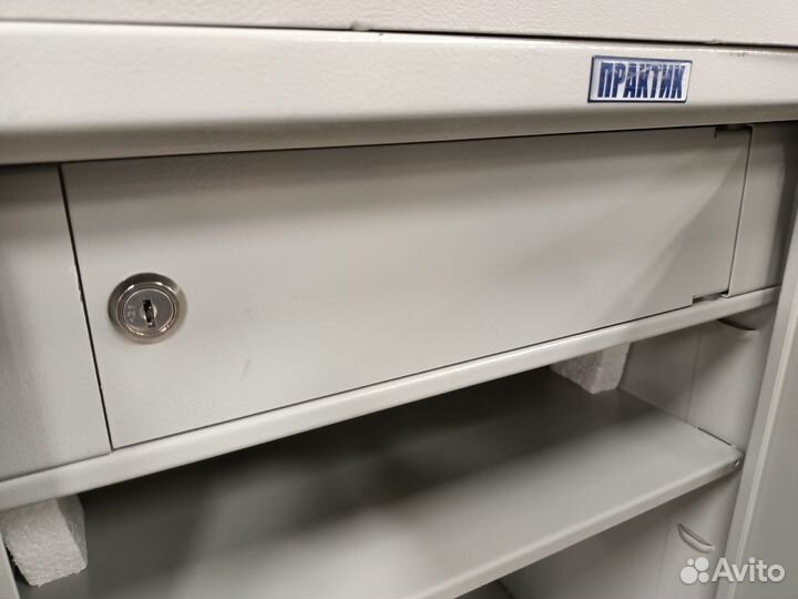 Шкафы меаллические 