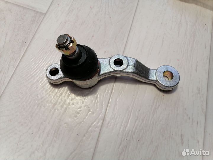 Шаровая опора переднего рычага Toyota Mark