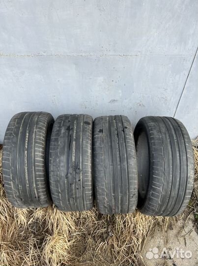 Dunlop Sport Maxx RT 235/45 R17