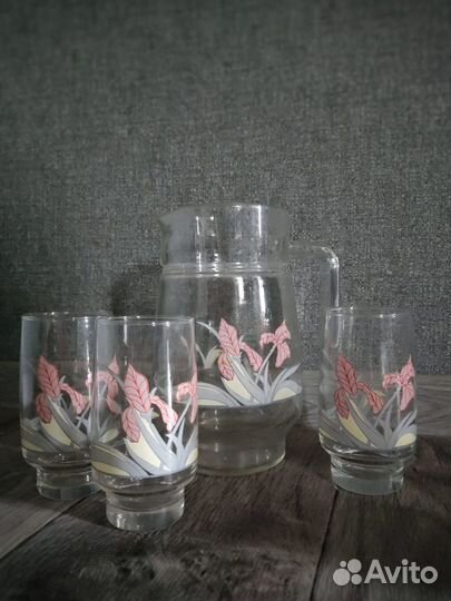 Графин 1,5 литра + 3 стакана с ирисами