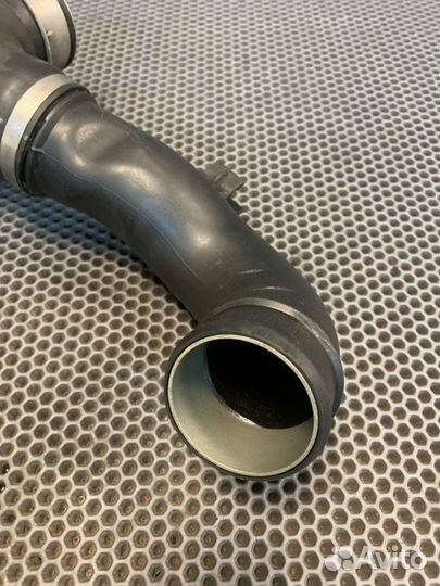 Патрубок интеркулера Bmw 335 Xi E92 N54 2007