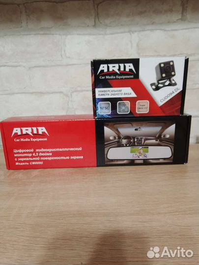 Камера заднего вида с монитором в зеркале