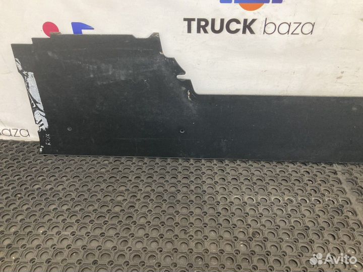 5010605819 Перегородка спальника Renault Premium