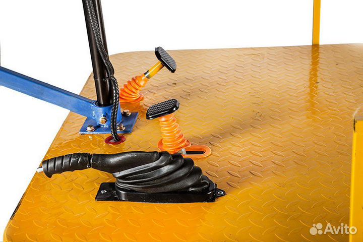 Грузовая электротележка RuTrike склад 2500