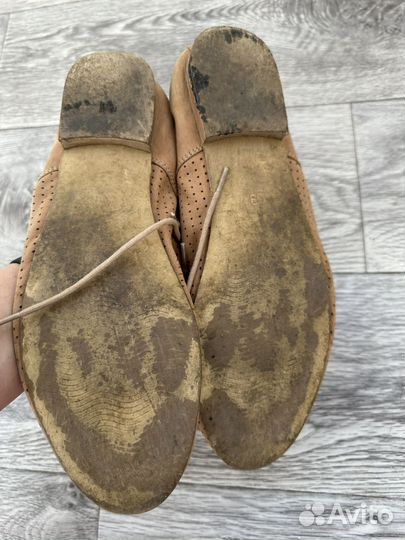 Мягкие летние ботинки с перфорацией кожаные 39 р