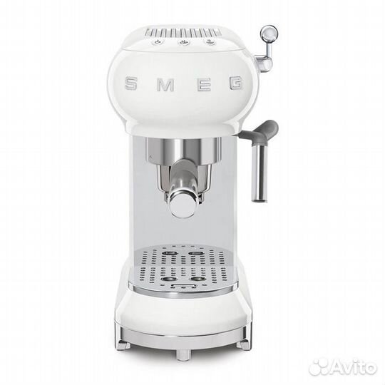 Кофеварка рожковая Smeg ECF01, белый