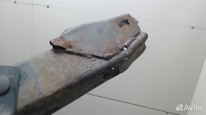 Усилитель бампера Ford Escape, 2006