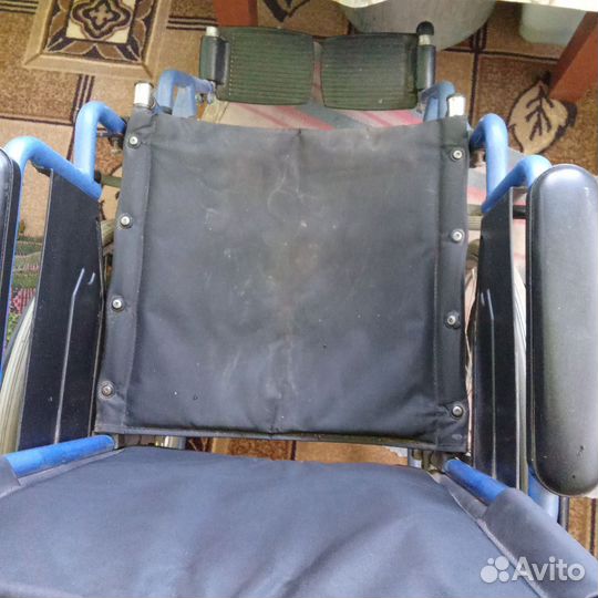 Инвалидное кресло