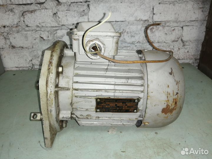 Электродвигатели разные