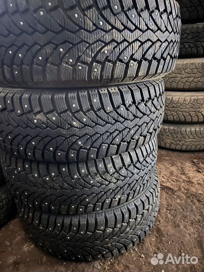 Nokian Tyres Hakkapeliitta 8 SUV 205/55 R16 19B