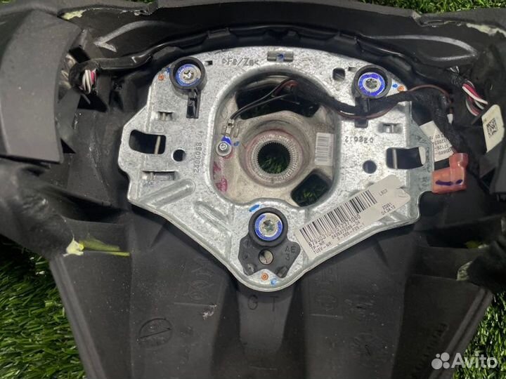 Руль Bmw X3 F25 N20B20 2012