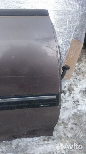 Дверь задняя правая Subaru Legacy BF EJ20 1992