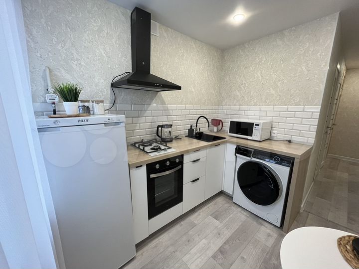 2-к. квартира, 45 м², 9/9 эт.