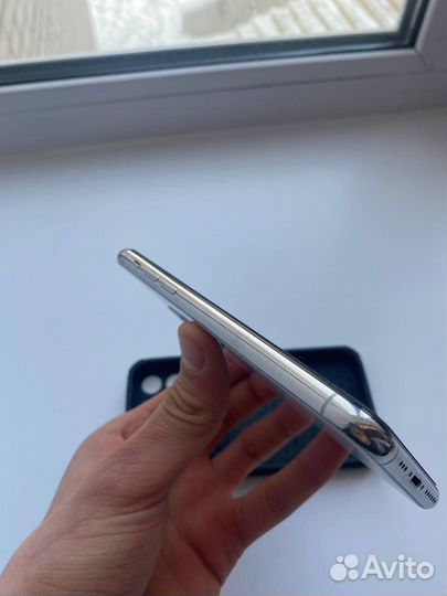 iPhone 11 Pro, 64 ГБ
