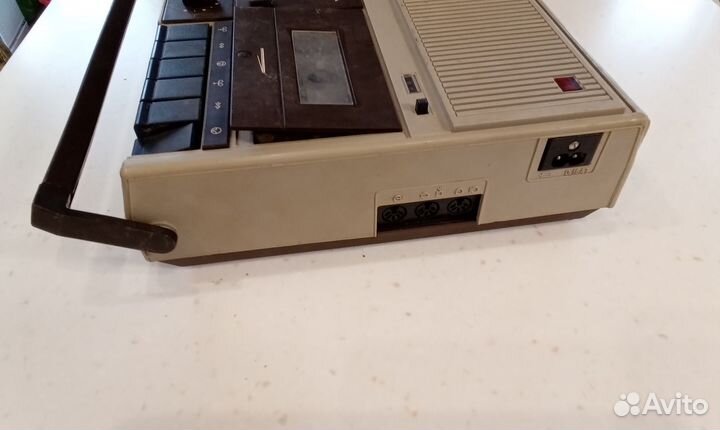 Кассетный магнитофон Весна 205-1 СССР