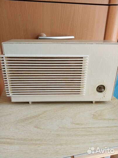 Радиоприемник СССР Тайга- 4