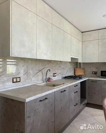 Кухонный гарнитур без ручек CN:044973