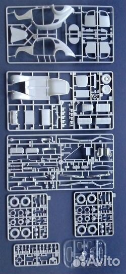 Сборная модель автомобиля Roden Rod817 1:35