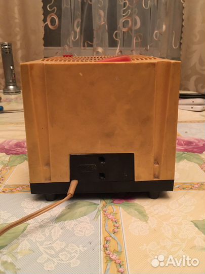 Стабилизатор напряжения