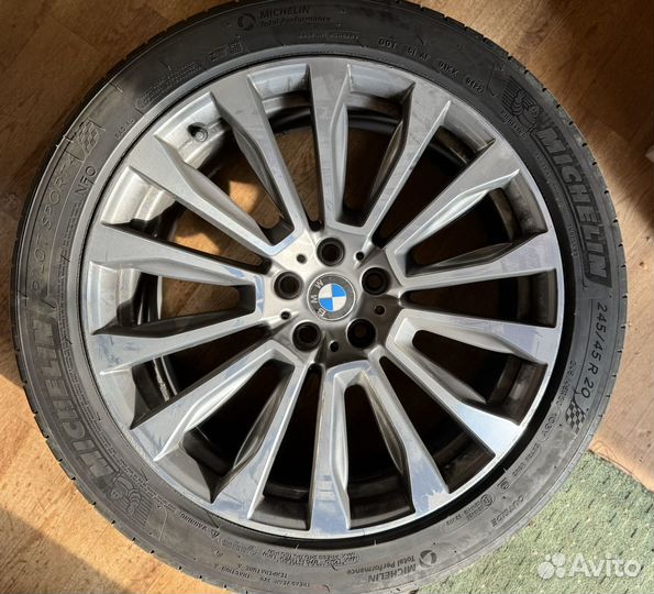Комплект летних оригинальных колес бмв