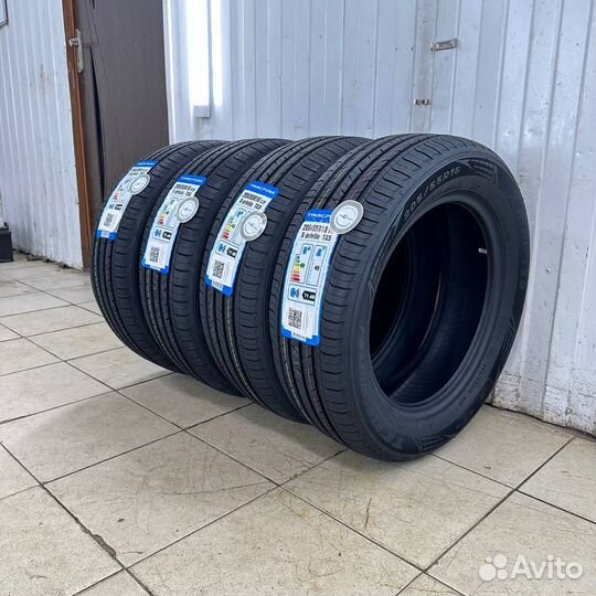 Tracmax X-Privilo TX5 205/70 R15 96T