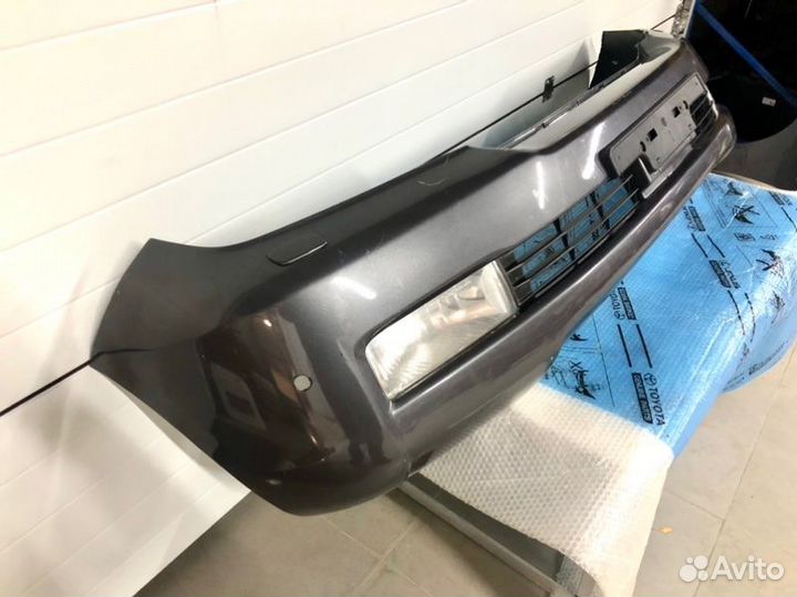 Бампер передний Toyota Lc 200 2008-2012