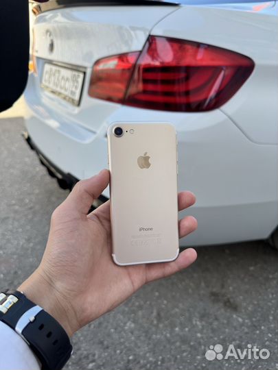iPhone 7, 32 ГБ