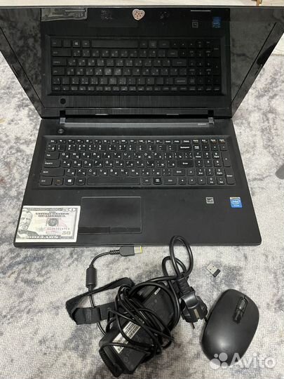 Ноутбук lenovo