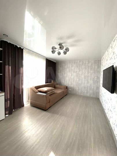 2-к. квартира, 43,3 м², 9/9 эт.