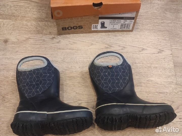 Сапоги зимние детские 23 bogs