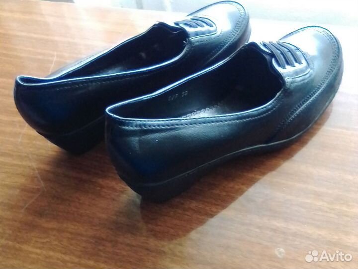 Туфли женские 38 размер черные новые