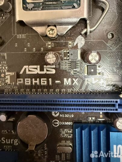 Материнская плата с процессором