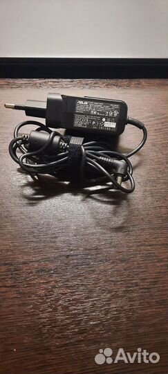 Блок питания для ноутбука asus (зарядное)