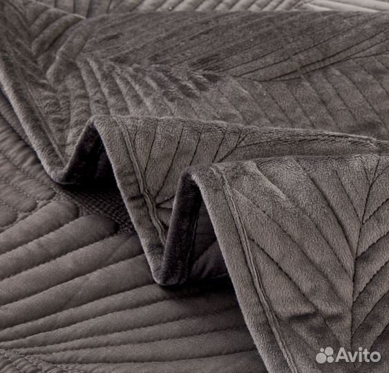 Покрывало из натуральных волокон вискозы