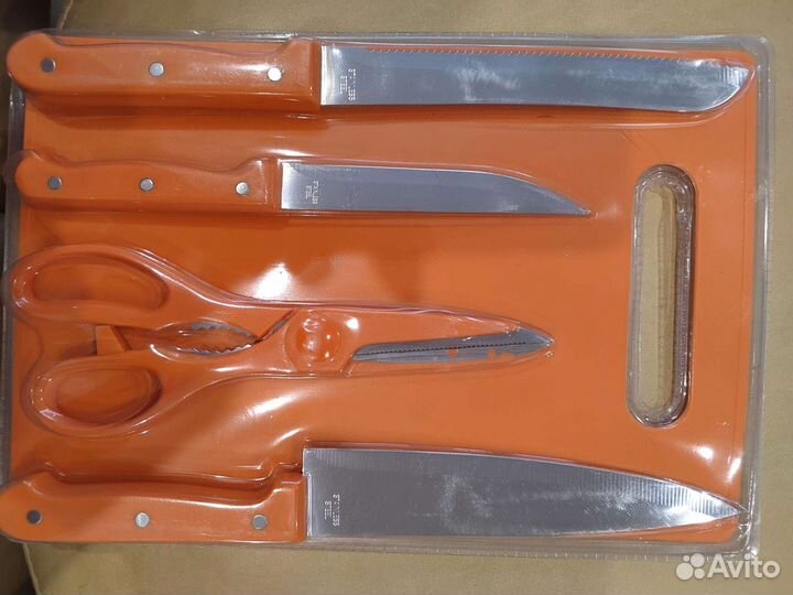 Набор кухонных ножей