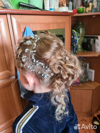 Парикмахер на дому женские стрижки косоплетение