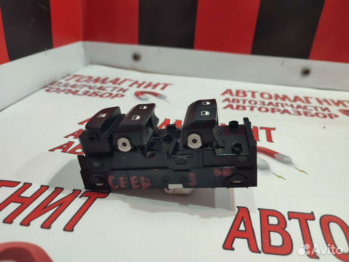 Блок стеклоподъёмников Киа Сид 3 CD 18-н.в