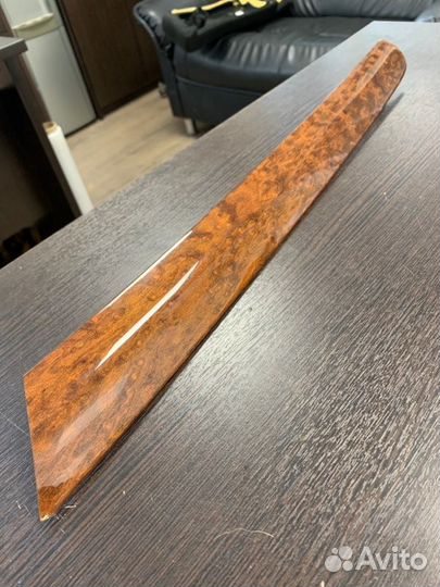 Накладка обшивки двери передняя левая Mercedes Ml