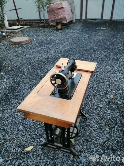 Швейная машинка ножная подольск